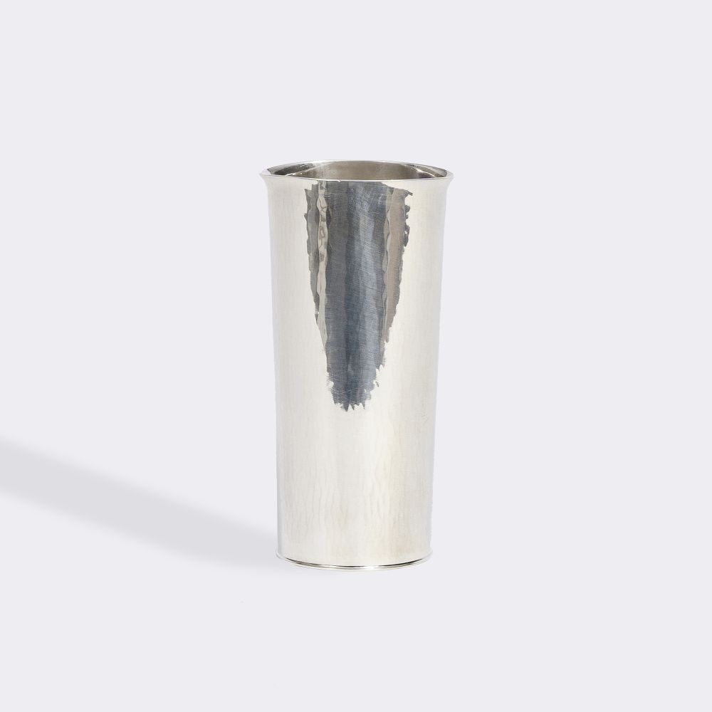 An Elegant Design Vase