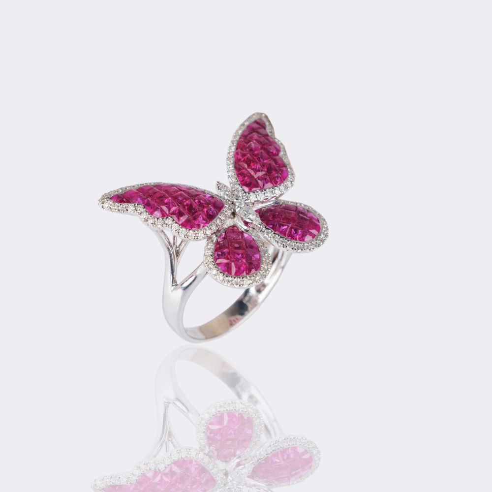 Elegant Ruby Diamond Ring 'Butterfly'