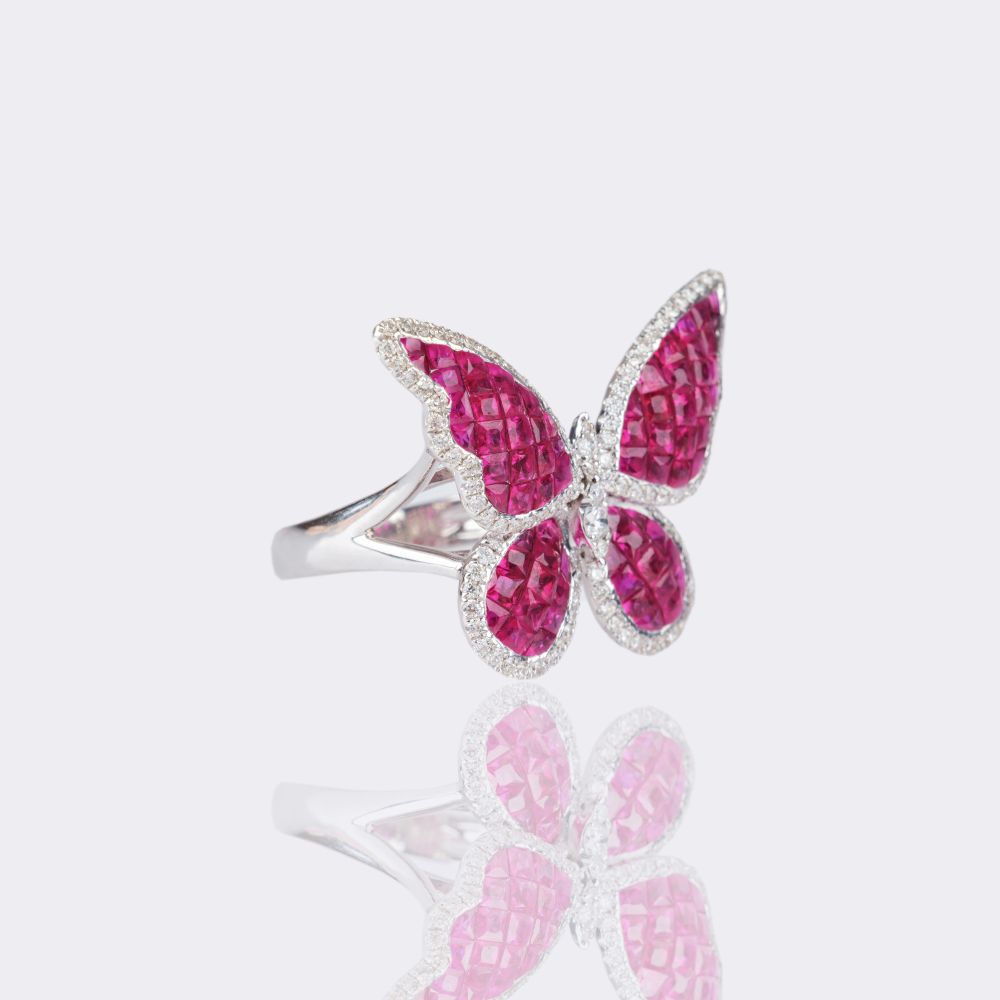Elegant Ruby Diamond Ring 'Butterfly' - image 2