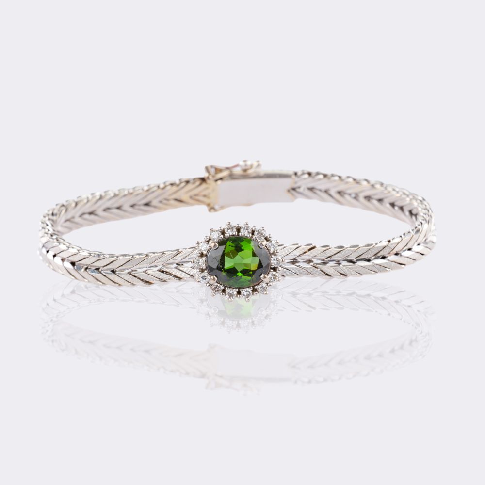 Whitegold Bracelet with Tourmalines and Diamonds