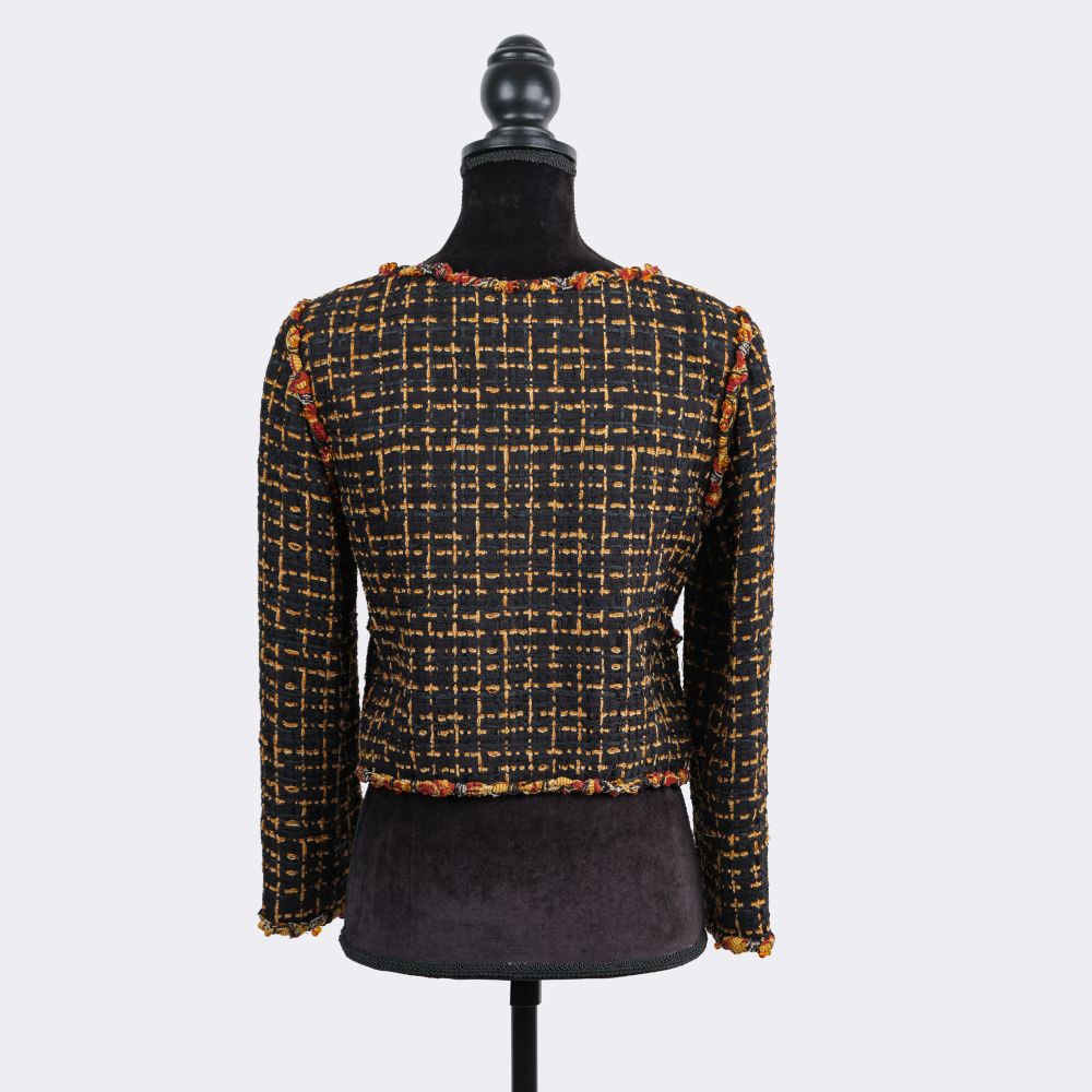 Tweed Jacket 'La Petite Veste Noire' - image 2