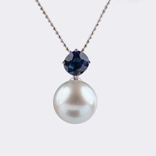Southsea Pearl Pendant with Natural Sapphire on Chain