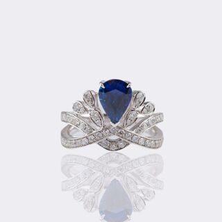 Natural Sapphire Ring with Diamonds