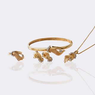 Diamond Jewelry-Set with Earrings, Ring, Bangle and Pendant 'Delicate Hands'