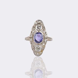 Art-déco Diamond Ring with natural Sapphire