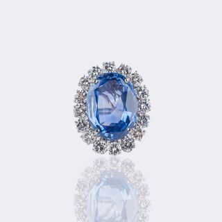 High-Carat Natural Sapphire Ring with Diamonds
