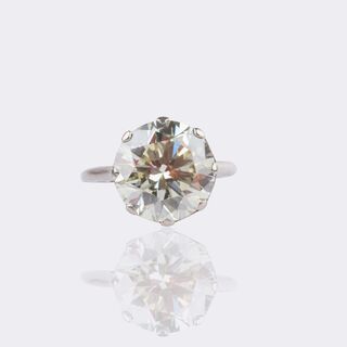 Very High-Carat Solitaire Ring
