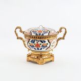 Imari Centrepiece with Ormolu Mount - image 1