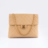 Timeless Flap Bag Maxi - image 1