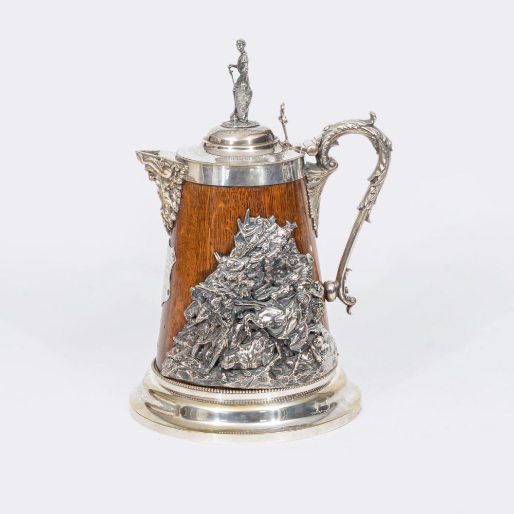 Großer Deckelhumpen mit Schlachtenszenen