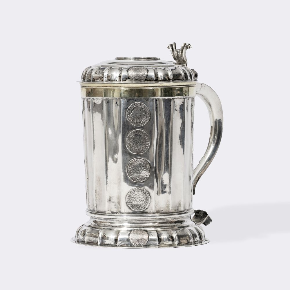 Seltener schlesischer Münzdeckelhumpen mit Dreibrüder-Talern - Bild 2