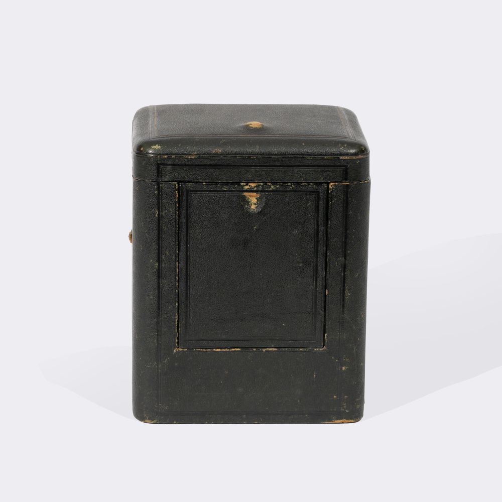 Sehr seltene Mahagoni Reiseuhr mit Viertelstundenschlag und Weckerfunktion im Reisekoffer - Bild 2