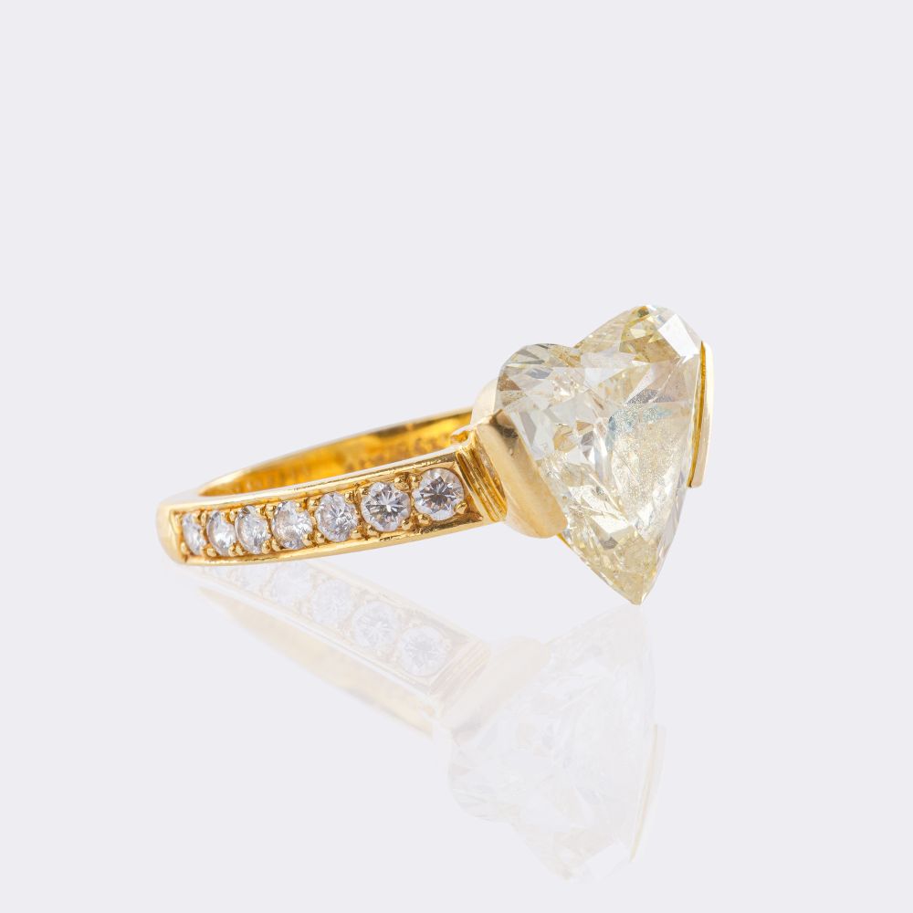 Hochkarätiger Fancy Diamant Ring 'Herz' - Bild 2