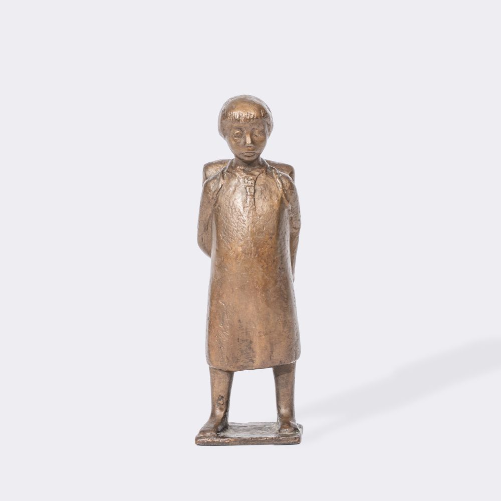 Schulmädchen mit Tornister