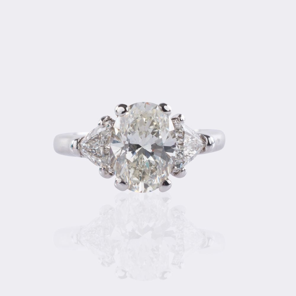 Hochkarätiger Solitär Ring