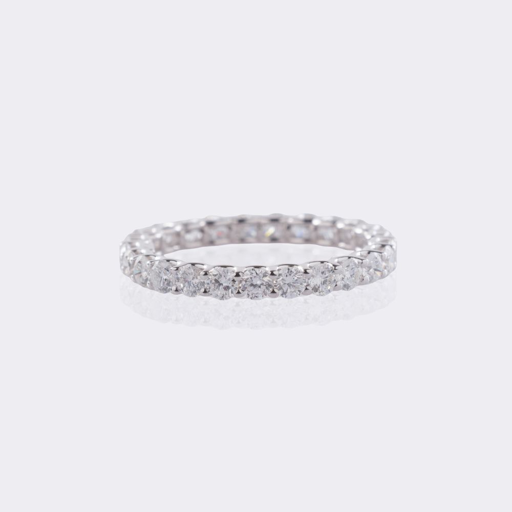 Feiner Rivière Brillant Ring