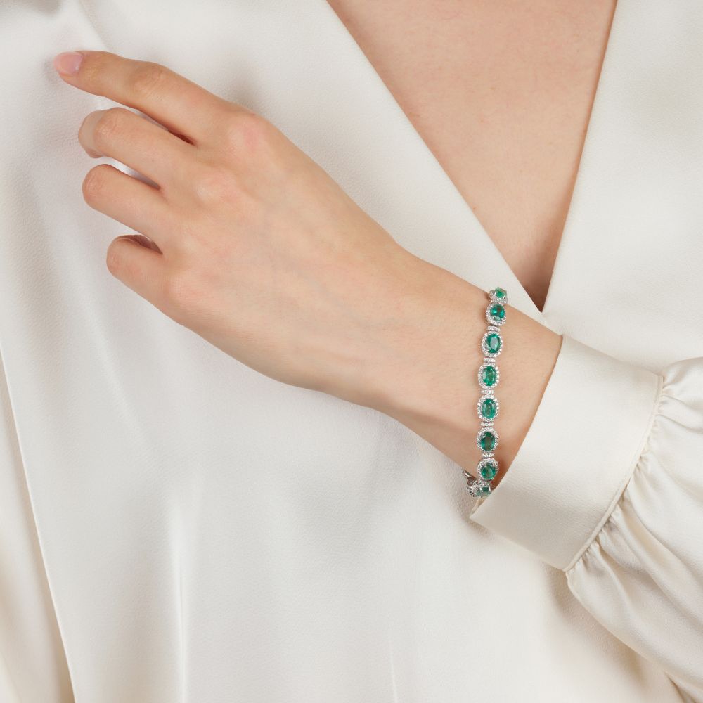 Hochkarätiges Smaragd-Brillant Armband - Bild 4