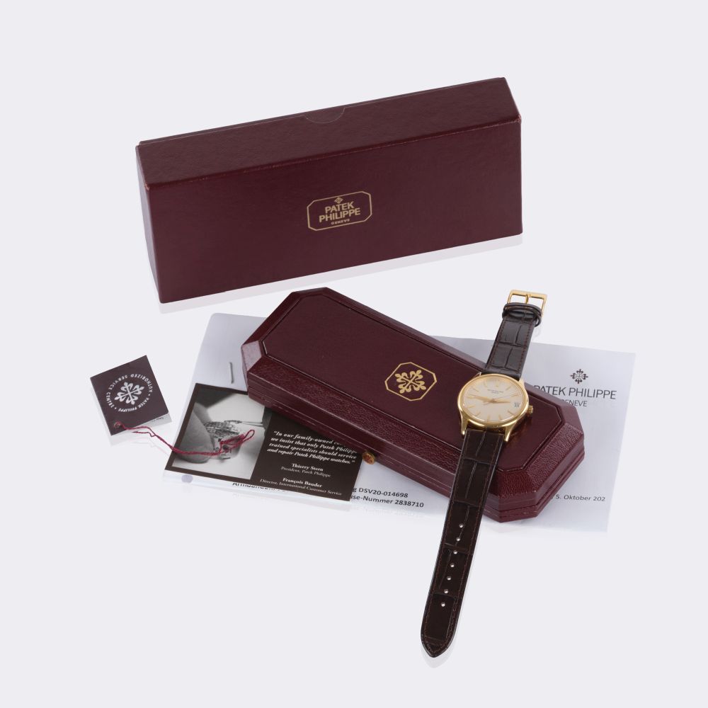 Men's Wristwatch 'Calatrava' - image 6