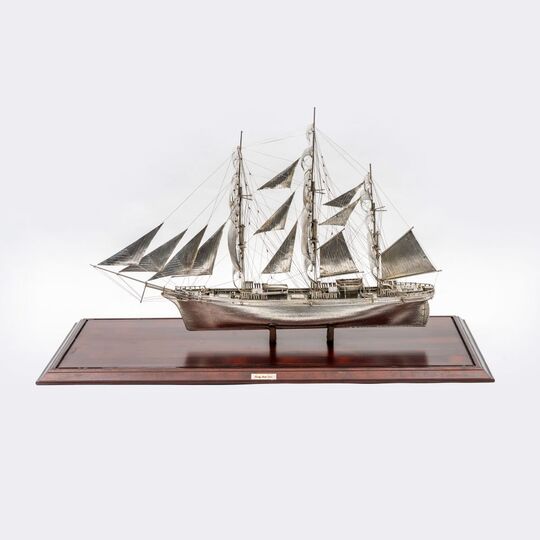 Großes Schiffsmodell der 'Cutty Sark'