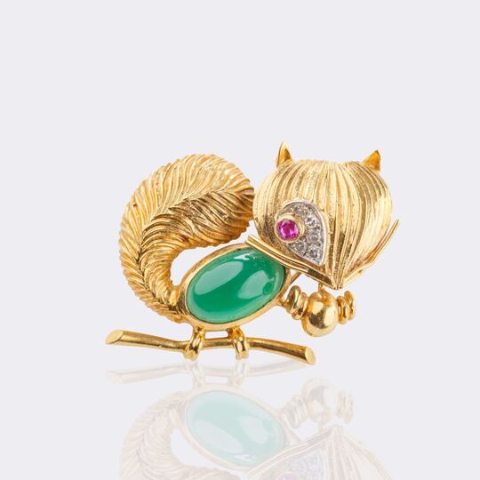 La Boutique Clipbrosche 'Eichhörnchen' mit Chrysopras, Diamanten und Rubin
