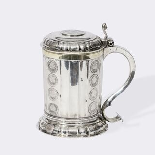 Seltener schlesischer Münzdeckelhumpen mit Dreibrüder-Talern