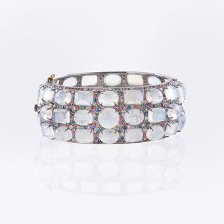 Mondstein Armreif mit mehrfarbigen Saphiren