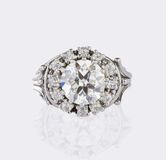 Solitaire diamond ring - image 1