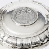 Seltener schlesischer Münzdeckelhumpen mit Dreibrüder-Talern - Bild 3