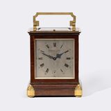 Sehr seltene Mahagoni Reiseuhr mit Viertelstundenschlag und Weckerfunktion im Reisekoffer - Bild 1