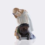 Mädchen mit Puppenwagen - Bild 2