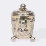 Außergewöhnlich großer, barocker Kugelfuß-Deckelbecher - Bild 1