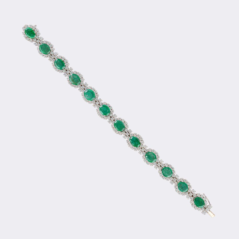 Hochkarätiges Smaragd Armband mit fein-weißen Brillanten - Bild 2