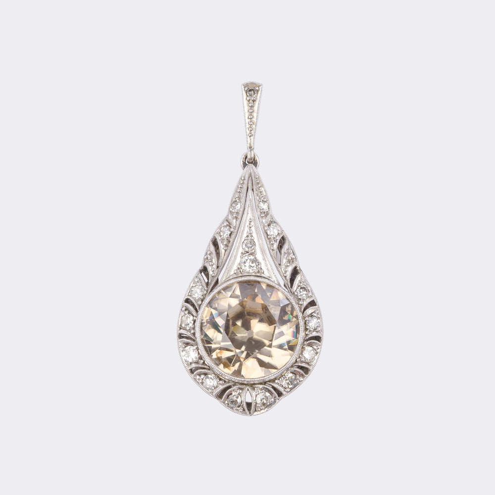 Natural Art Deco Zircon with reversible Colour Change as a Pendant with Diamonds - image 2