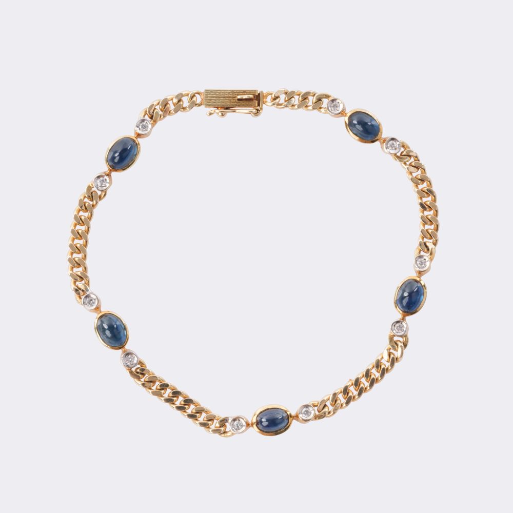 Panzerarmband mit Saphir-Cabochons und Brillant-Besatz