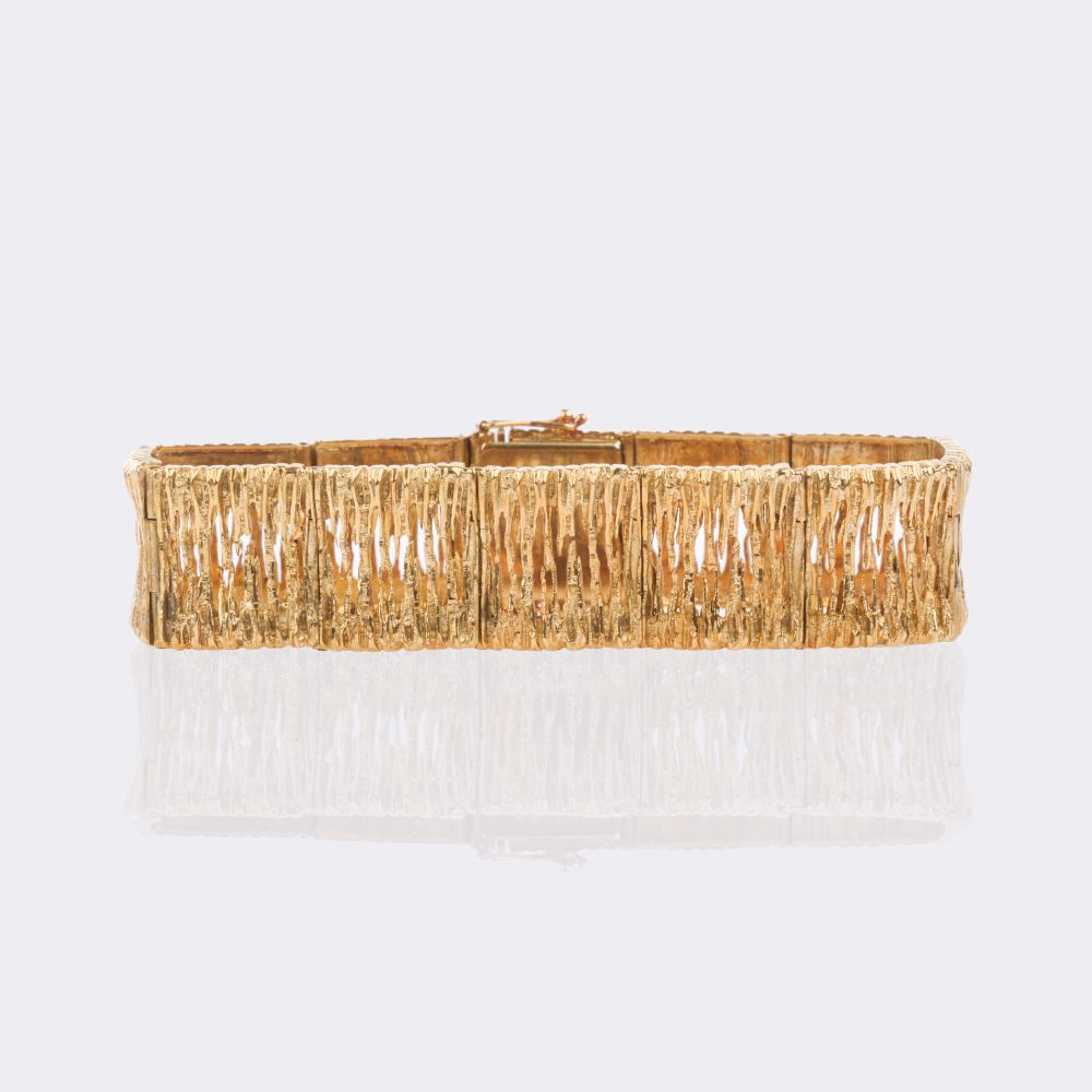 Vintage gold bracelet