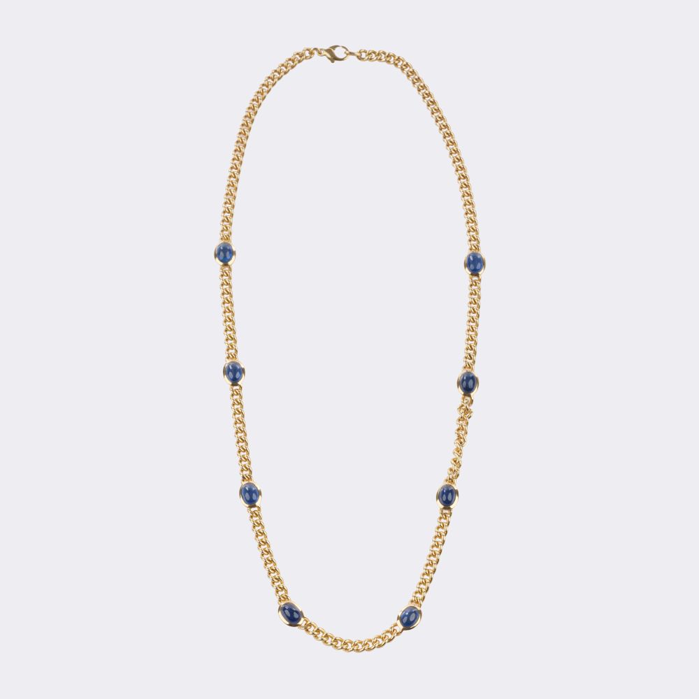 Panzercollier mit Saphir-Cabochons
