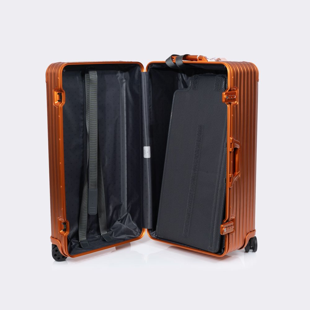 Limited Trunk Plus 'Mars' Edition - image 10