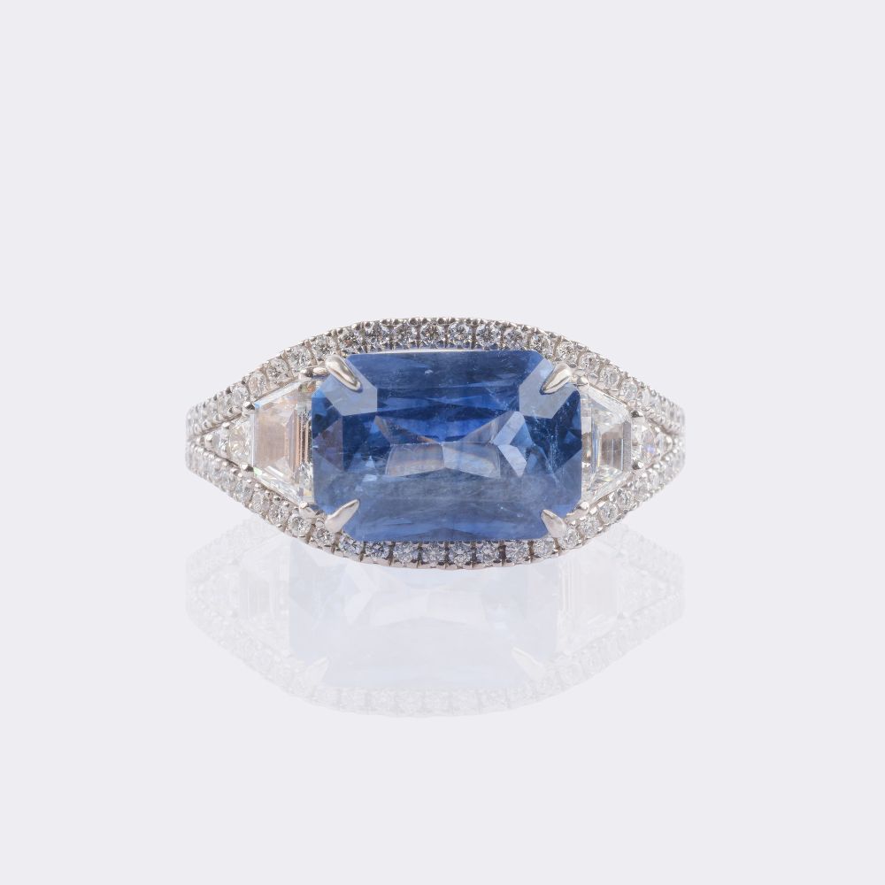 Natürlicher Saphir Ring mit Brillant-Besatz