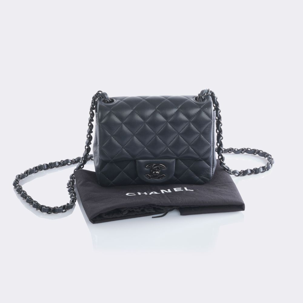 Timeless Mini Square Bag 'So Black' - Bild 4
