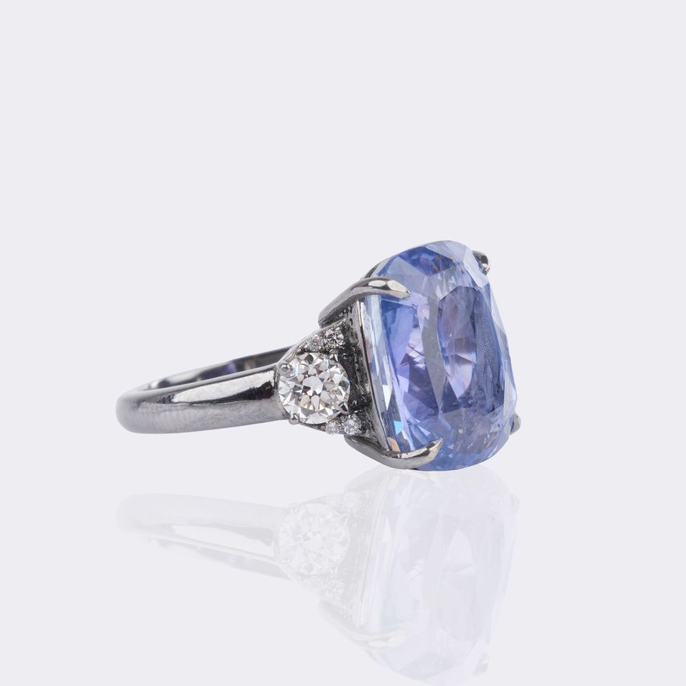 Natural color-changing Ceylon sapphire ring with diamond trim - image 3