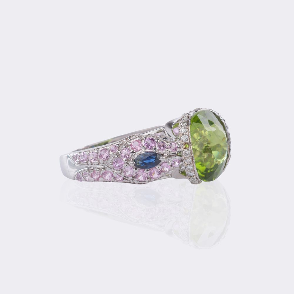 Peridot Ring mit farbigen Saphir- und Brillant Besatz - Bild 2