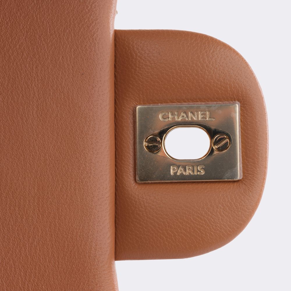 Timeless Mini Flap Bag mit Top Handle - Bild 6