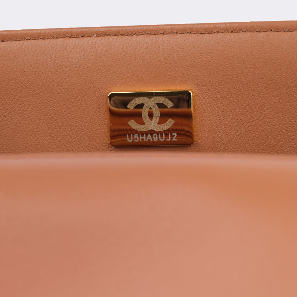 Timeless Mini Flap Bag mit Top Handle - Bild 7