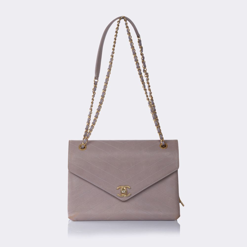 Envelope Medium Flap Bag