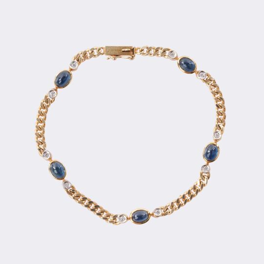 Panzerarmband mit Saphir-Cabochons und Brillant-Besatz