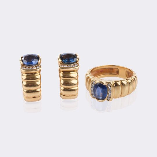 Saphir Brillant Ring mit passendem Paar Ohrclips
