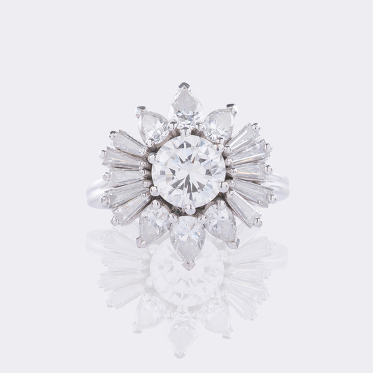 Very fine Solitaire Diamond Ring