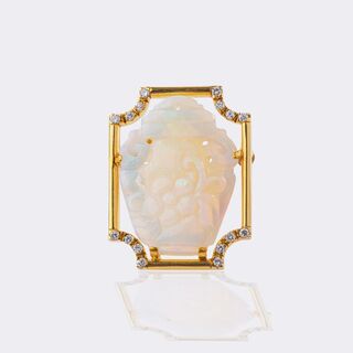 Opal Cameo Brosche mit Brillanten