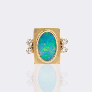 Opal Brillant Anhänger an Kette mit passendem Ring