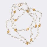CC-Sautoir with Faux Pearls - image 2